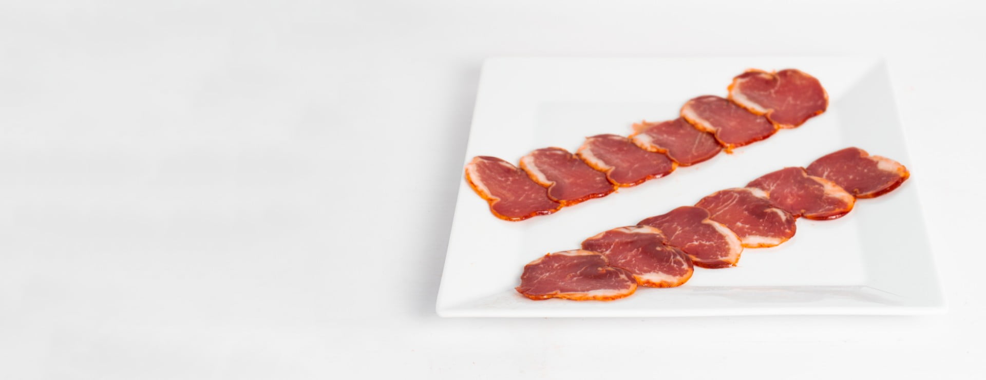 Sliced product, plated